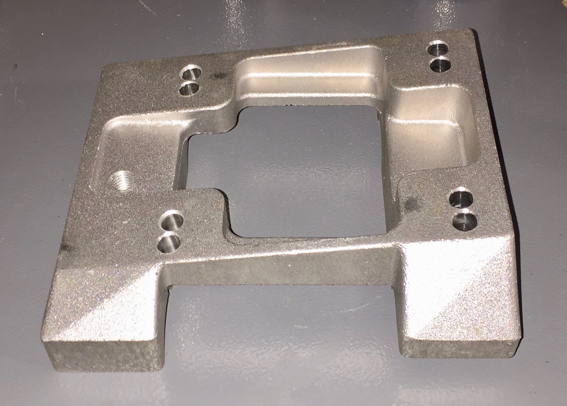 Моторама наклонная просверленная ø28/30 (алюминий)